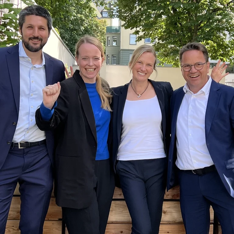 ECONtribute Board, cropped